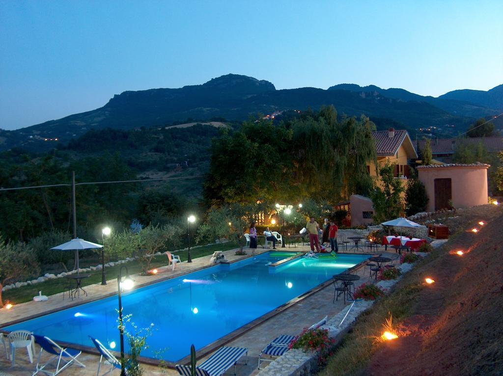 Agriturismo La Solagna Villa Montebello di Bertona Екстериор снимка