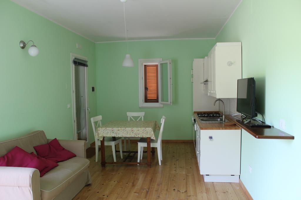 Agriturismo La Solagna Villa Montebello di Bertona Екстериор снимка